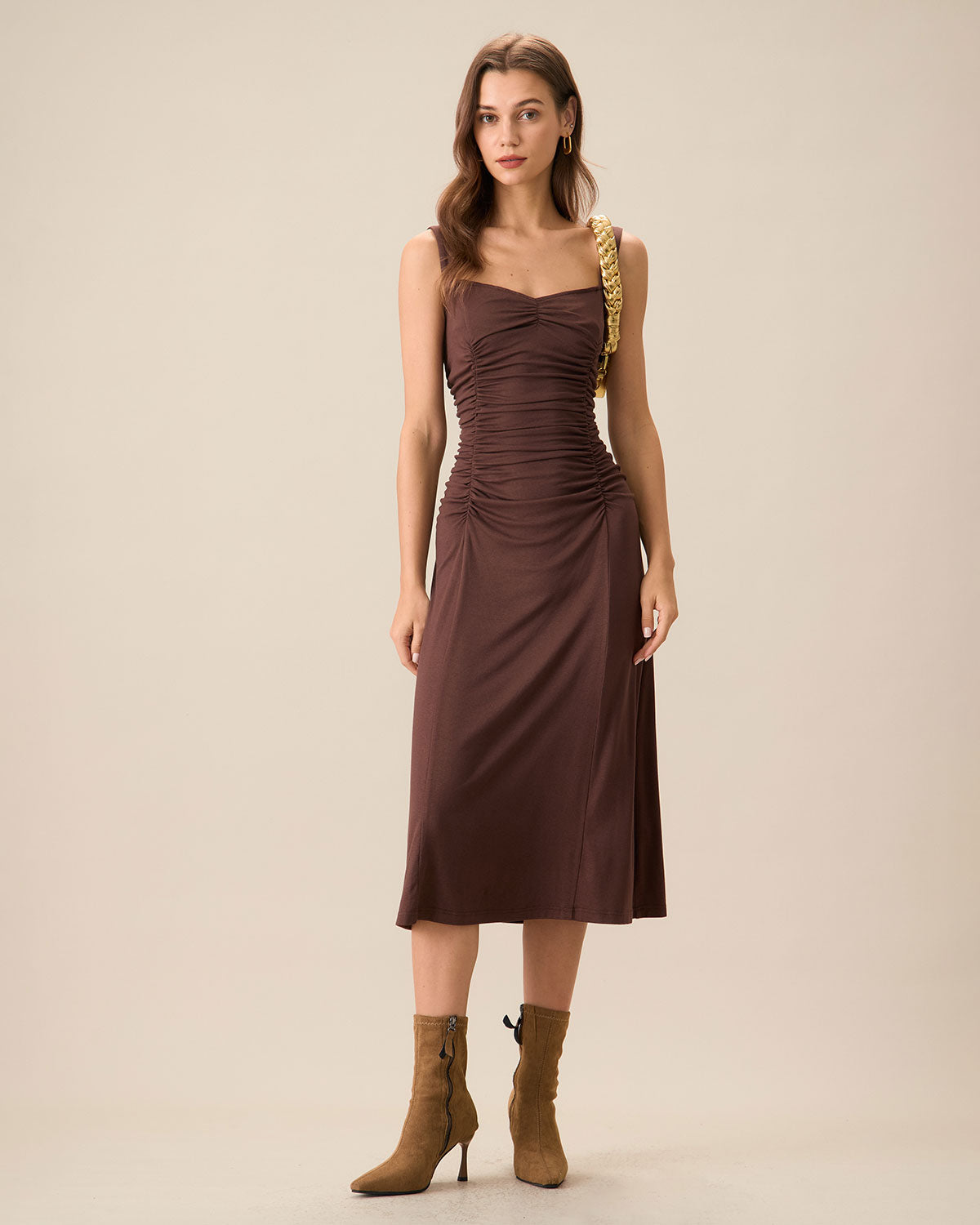 Women's Ruched Knit Midi Dress in Coffee