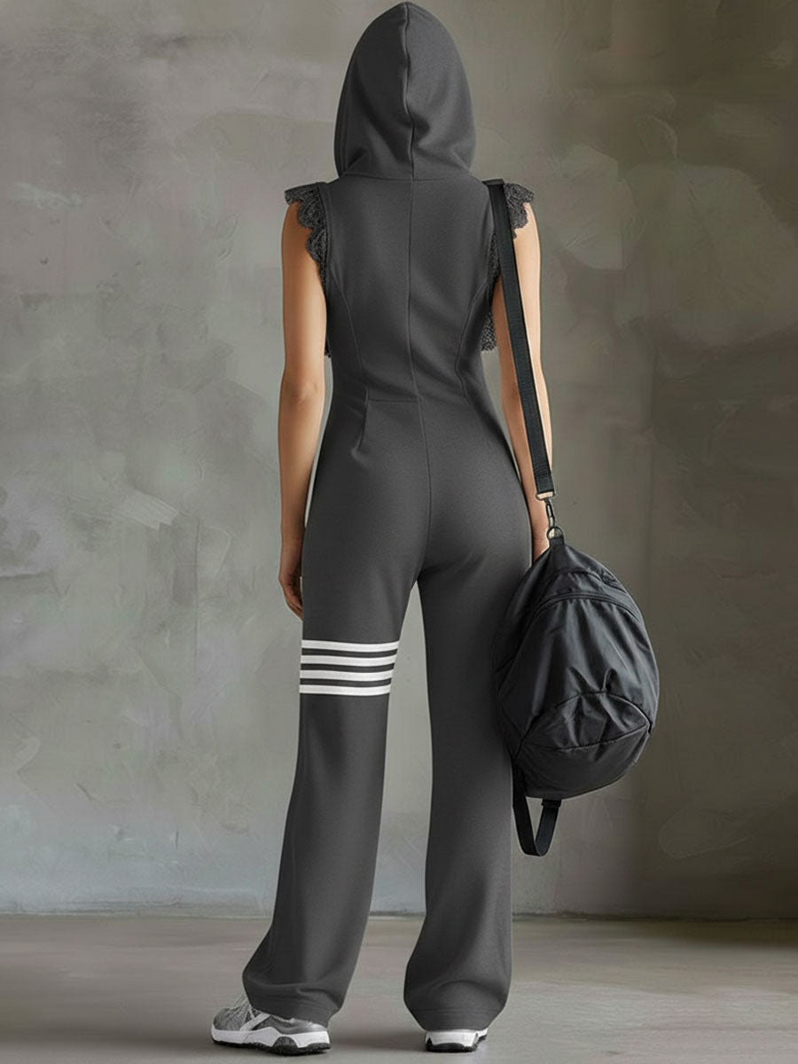 Danielle - Retro Sport-Jumpsuit mit Kapuze und Streifen