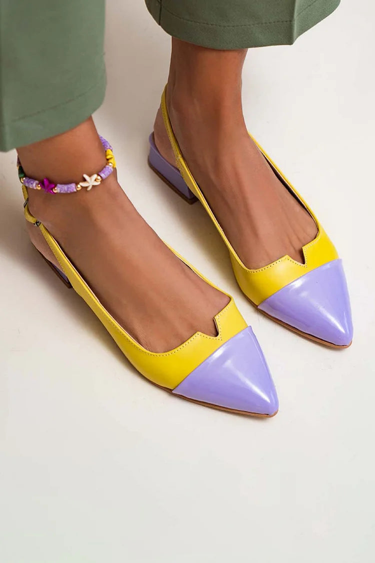 BALLETTSCHUHE MIT SPITZE UND ZWEIFARBIGEM DETAIL