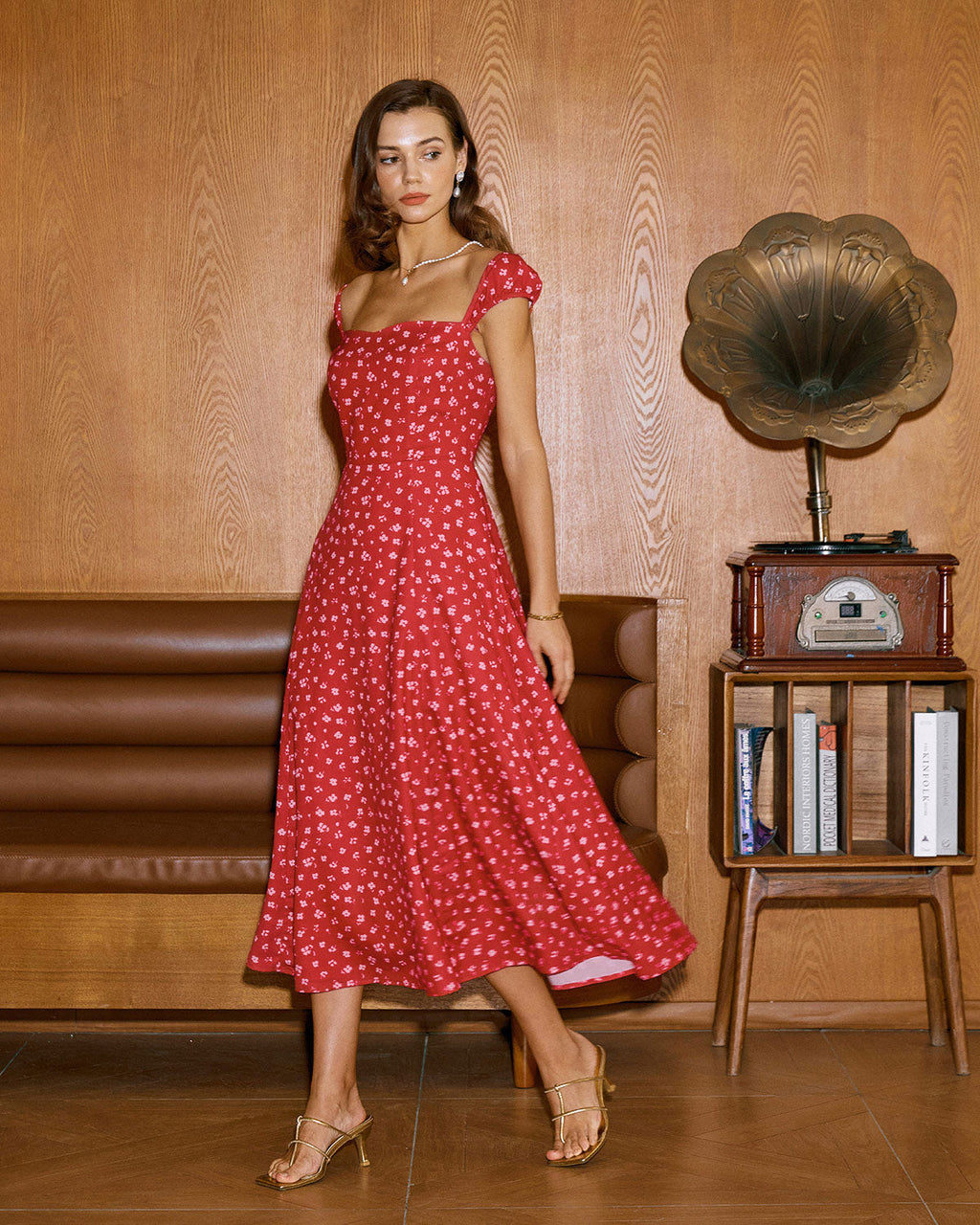 Red Floral Midi Dress with Sweetheart Neckline and Cap Sleeves