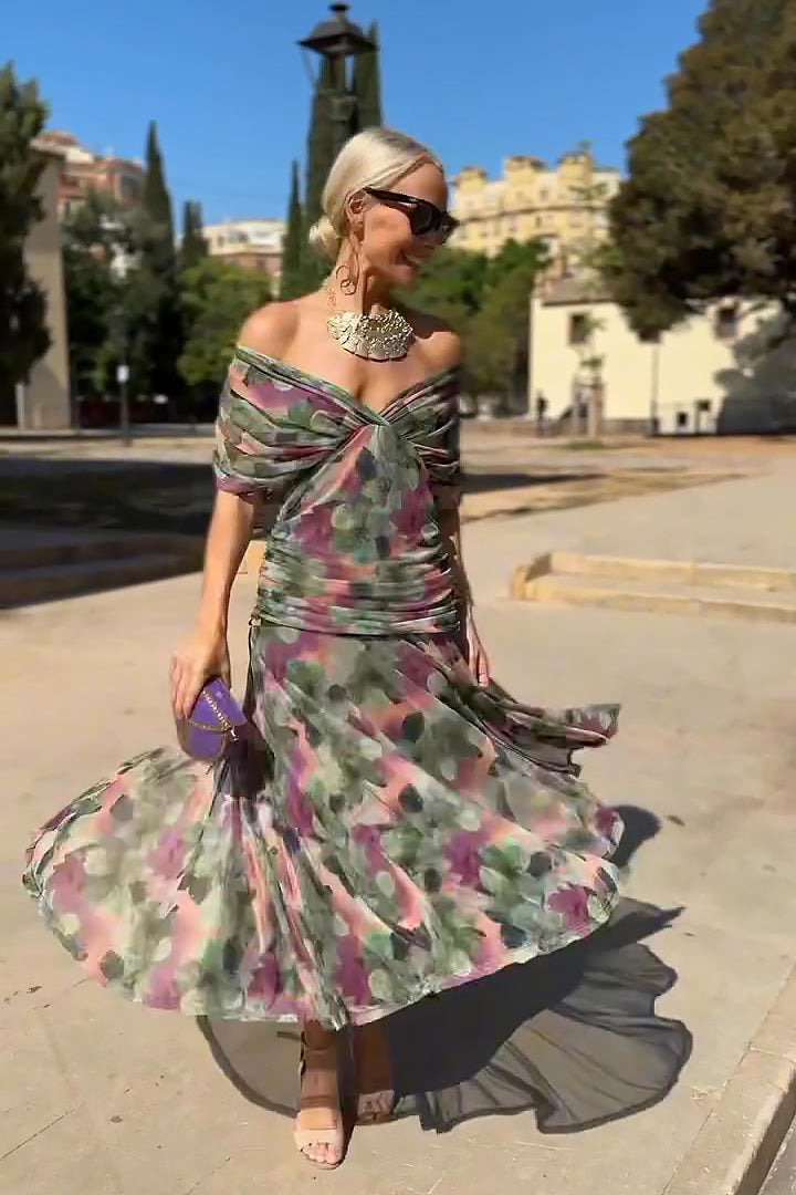 ANA | ELEGANTES MAXI-FALTENKLEID