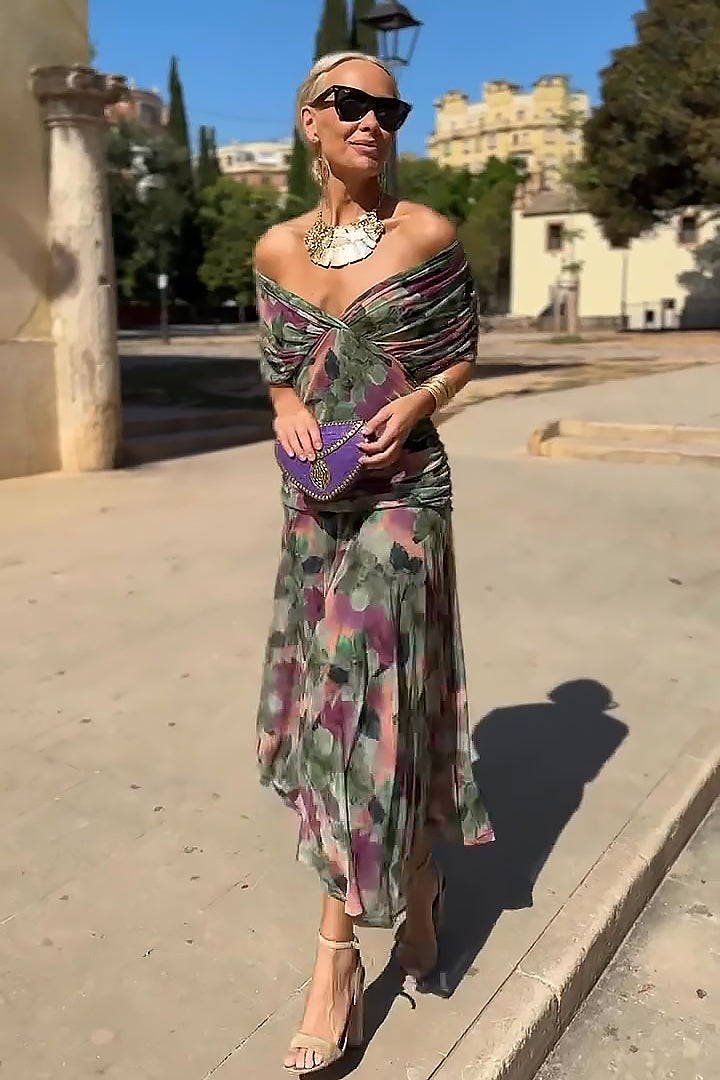 ANA | ELEGANTES MAXI-FALTENKLEID