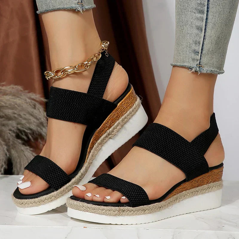 Lina | Orthopädische Sandalen