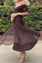 ANA | ELEGANTES MAXI-FALTENKLEID