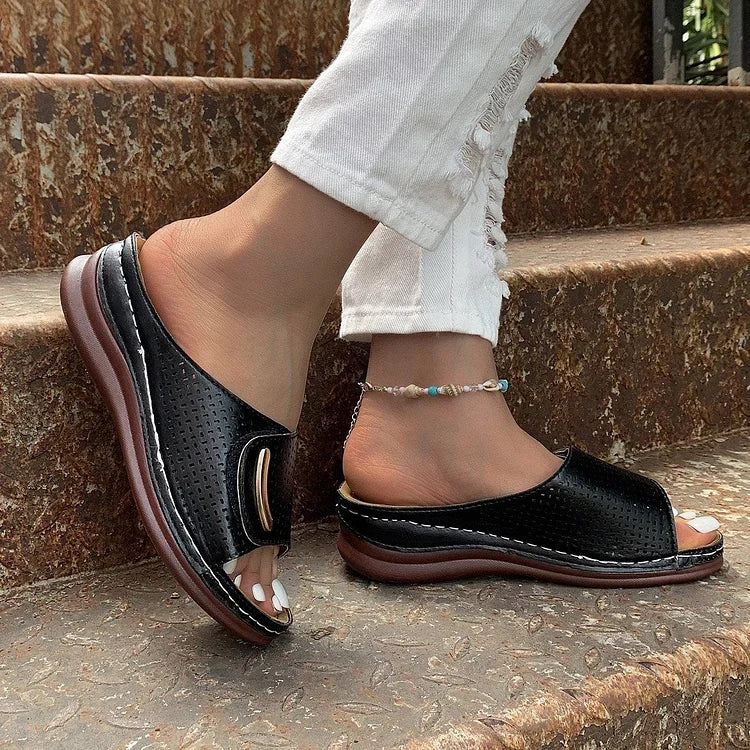 Vera | Klassische Urban Sandalen