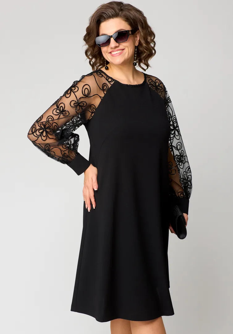 Destiney | Spitzenärmel Kleid