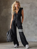 Danielle - Retro Sport-Jumpsuit mit Kapuze und Streifen