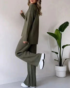 Lola - Essentielles Set mit passendem Pullover