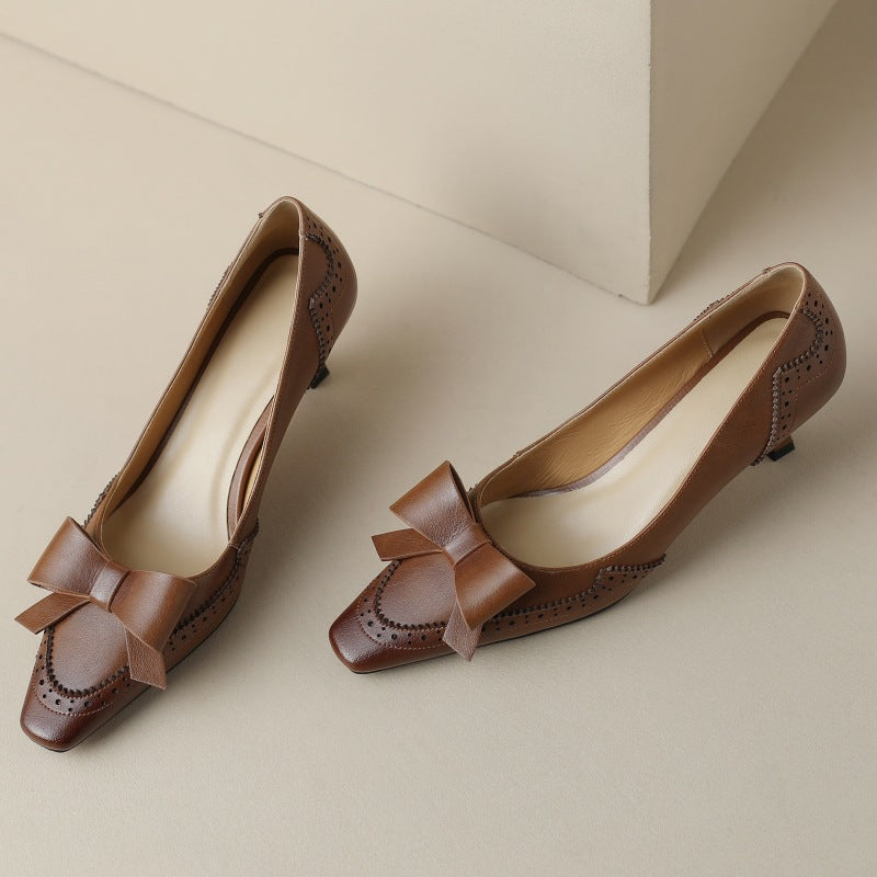 Célora Lederband-Pumps