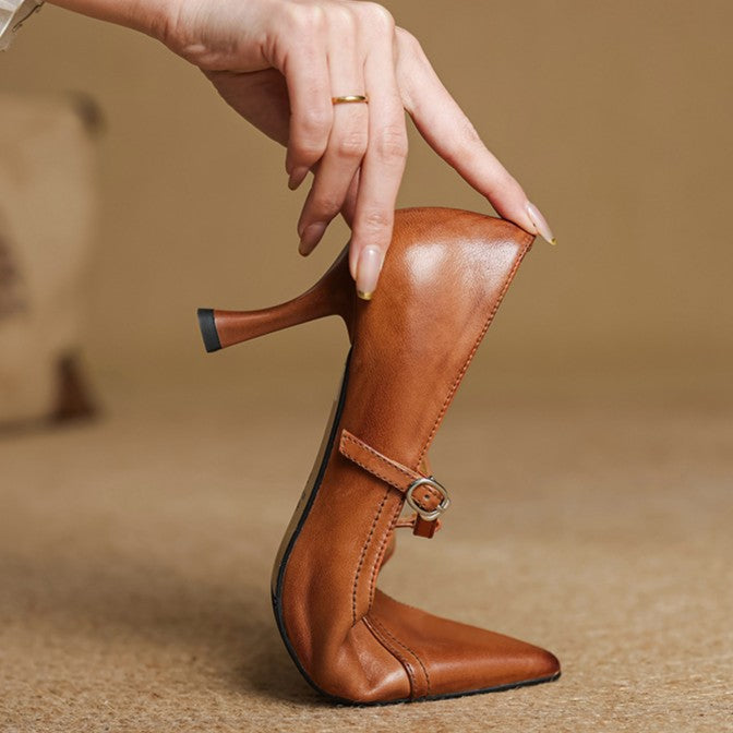 Aveline Leder T-Riemen Pumps
