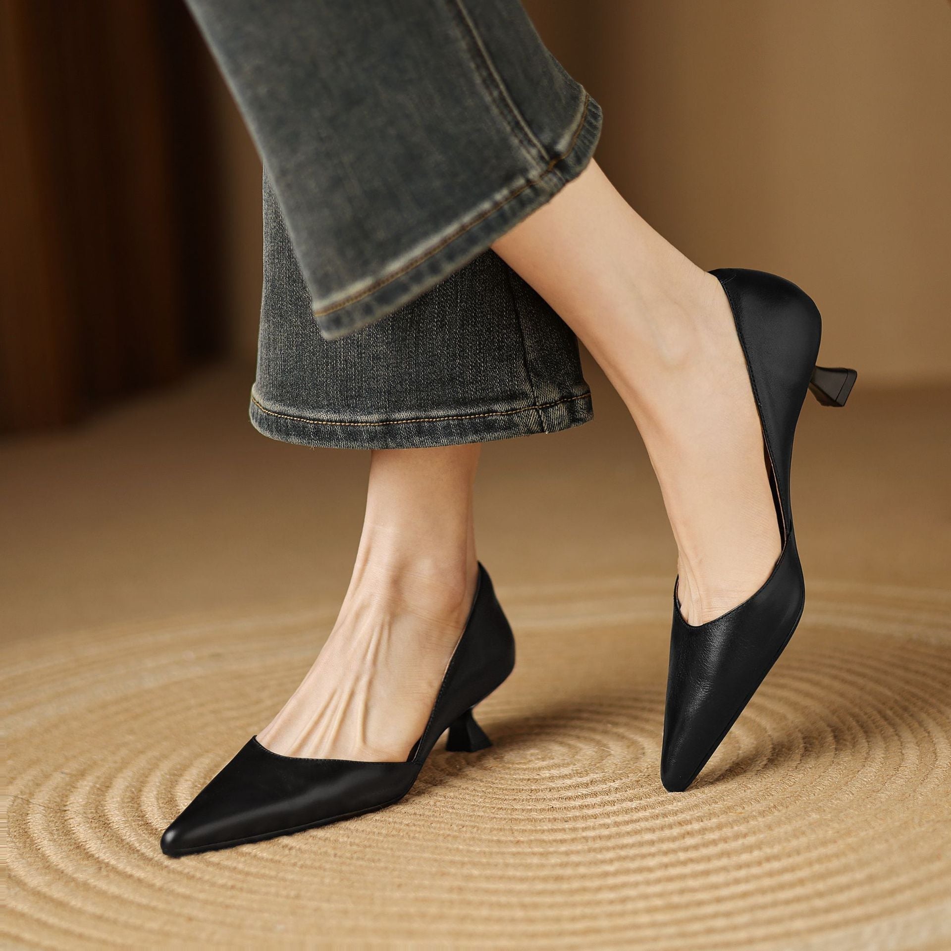 Ceyra Leder Kitten Heels