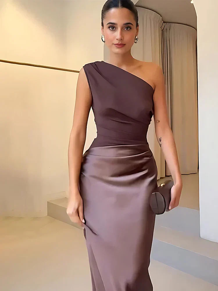 Maxikleid mit Schuldgefühl aus Satin