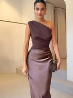 Maxikleid mit Schuldgefühl aus Satin