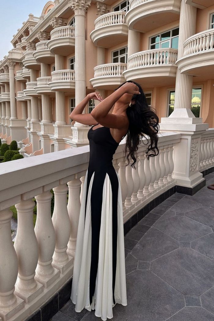 Elianna | Gestreiftes Maxikleid