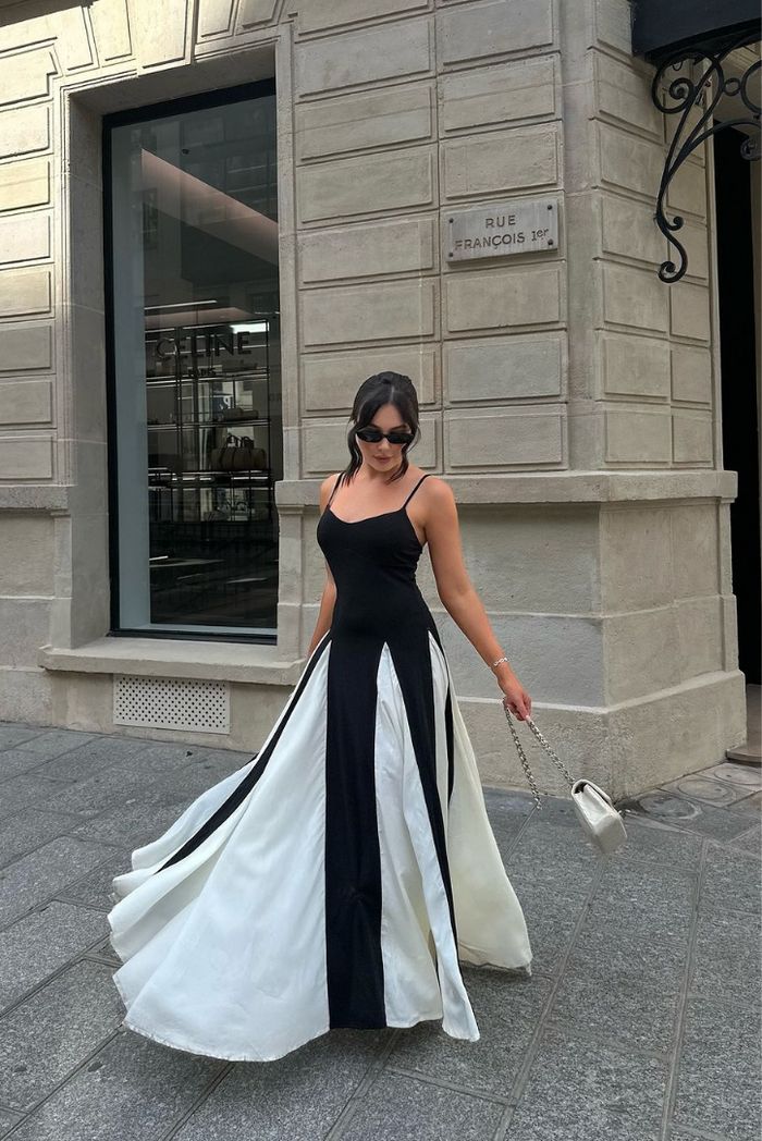 Elianna | Gestreiftes Maxikleid