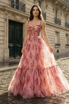 Schicht-Tüllkleid mit Volants Elysian