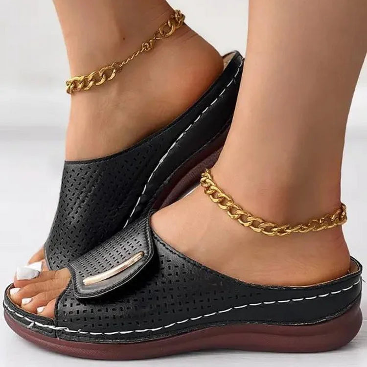 Vera | Klassische Urban Sandalen