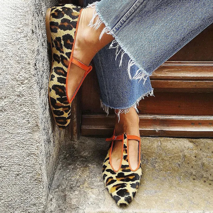 BALLERINA LEOPARD MIT RIEGEL