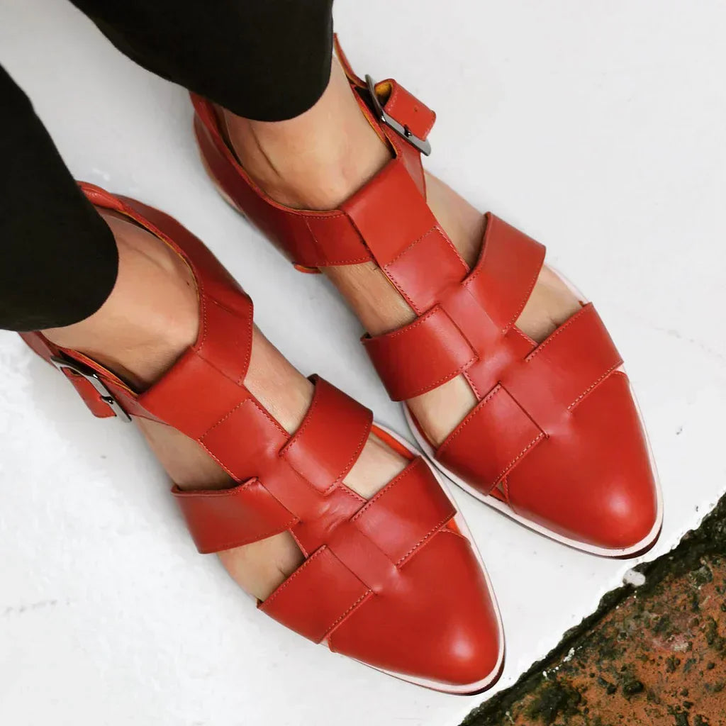 GEFLOCHTENE SANDALEN MIT SPITZE
