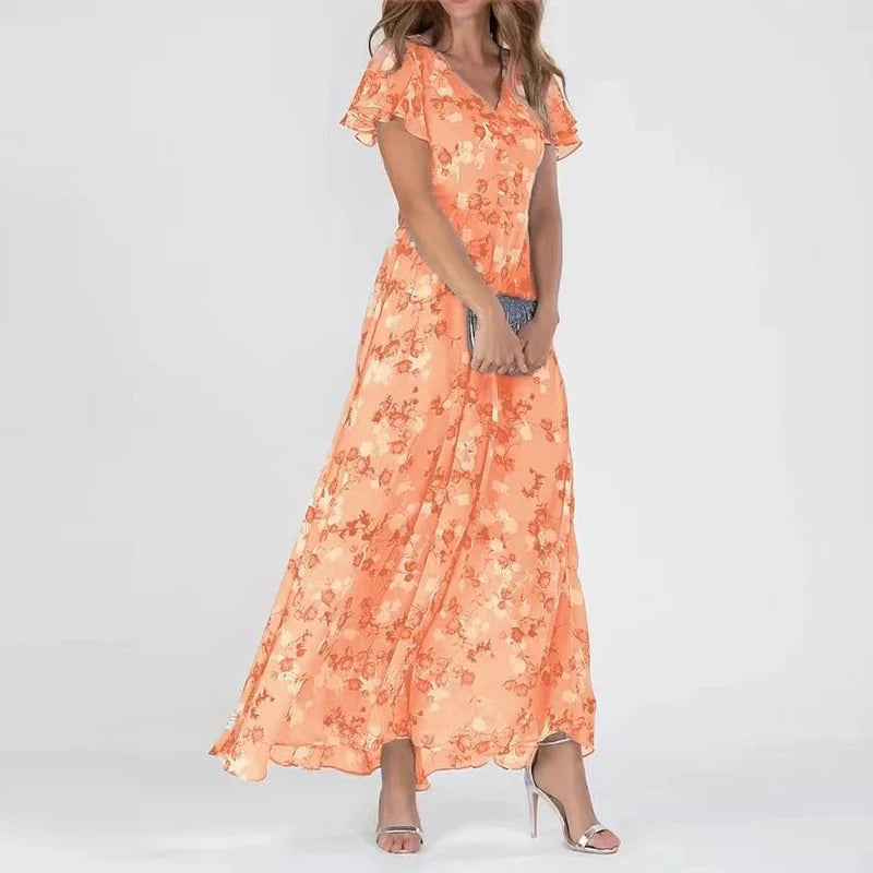 Glamouröses Kleid, das den Bauch bedeckt
