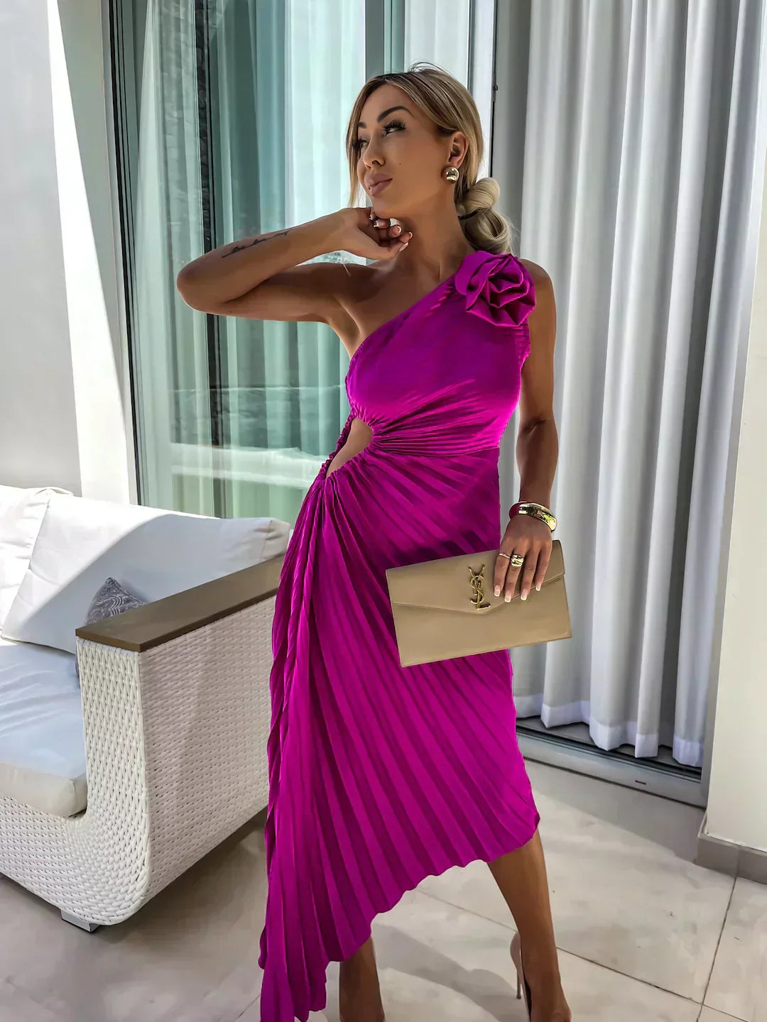 Eya™ | Elegantes Maxi-Kleid mit floralen Muster und einem Schulterträger