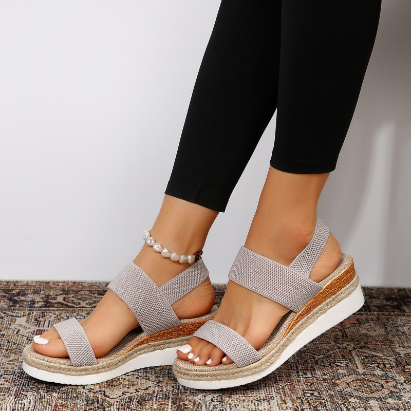 Lina | Orthopädische Sandalen