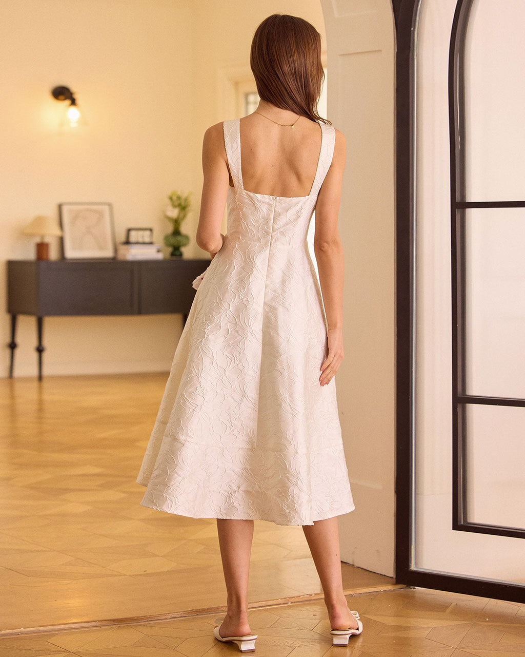 White Jacquard Midi Dress with Sweetheart Neckline