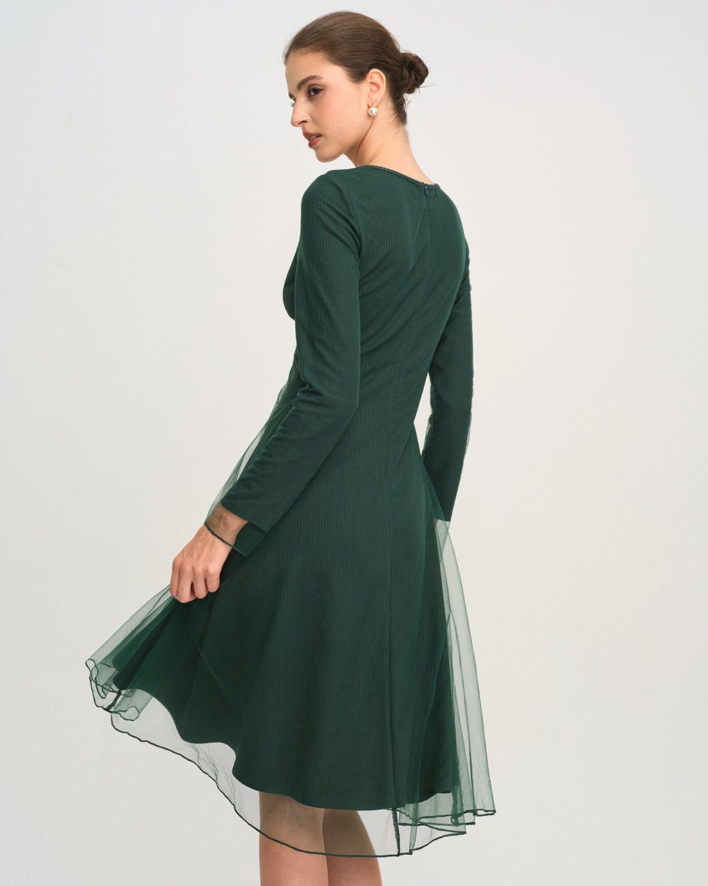 Green Knit Mesh Midi Dress with Round Neck