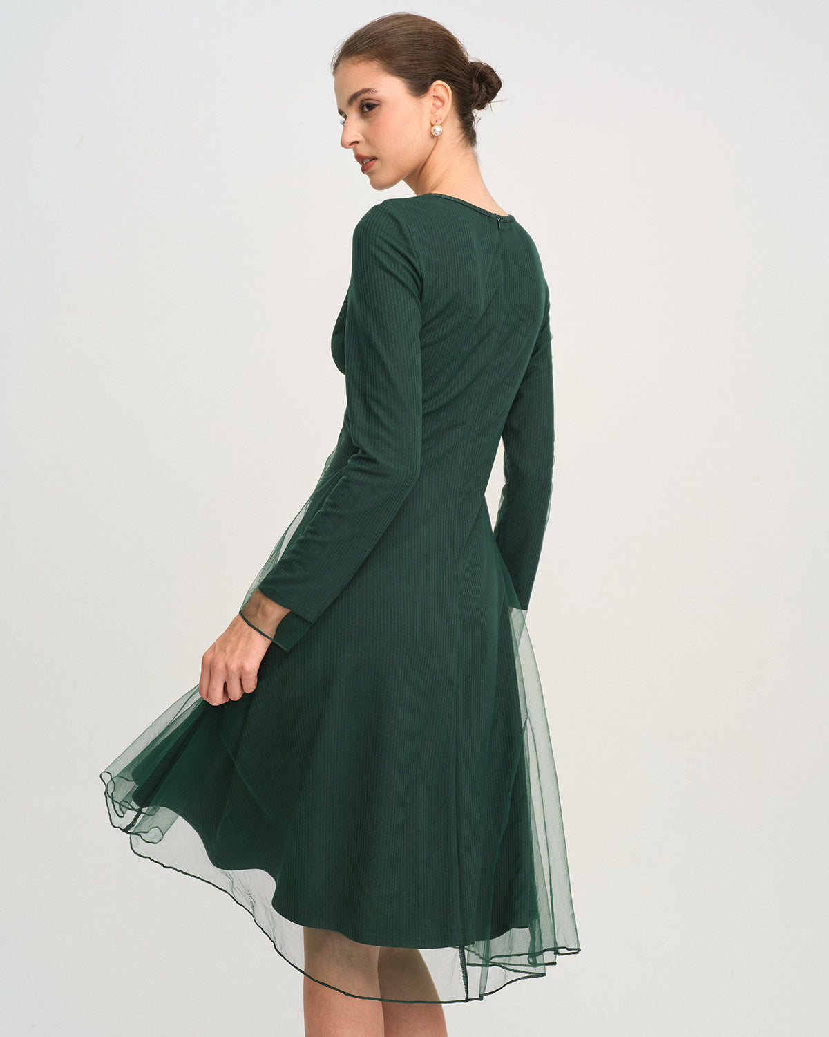 Green Knit Mesh Midi Dress with Round Neck