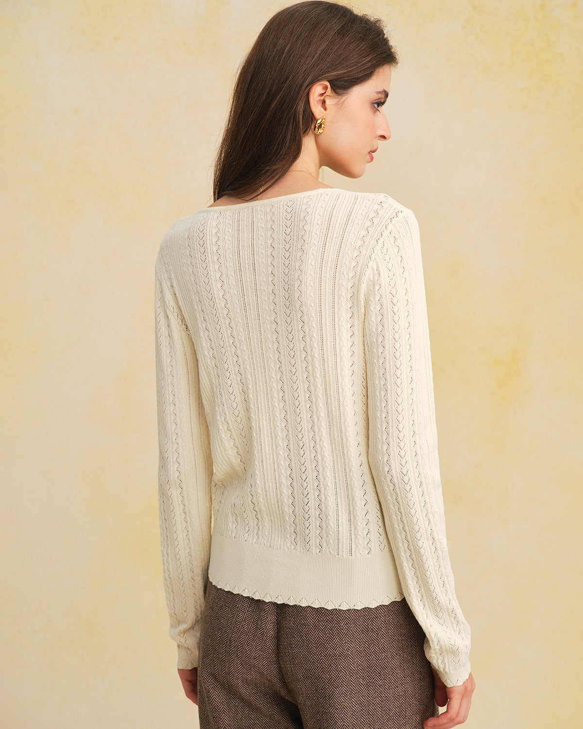 Beige V-Neck Slim-Fit Knit Cardigan