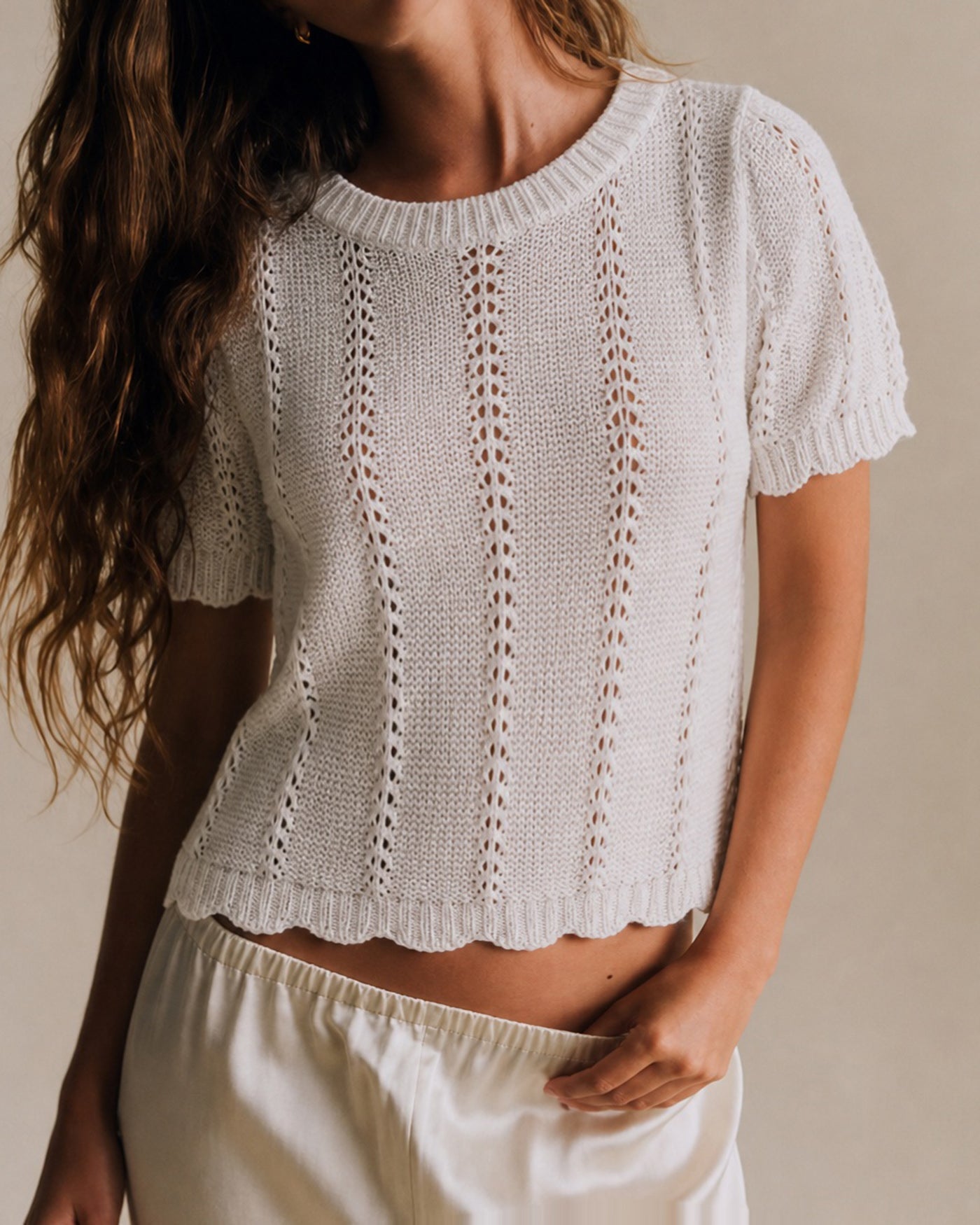 Textured Knit Sweater with Round Neck in White