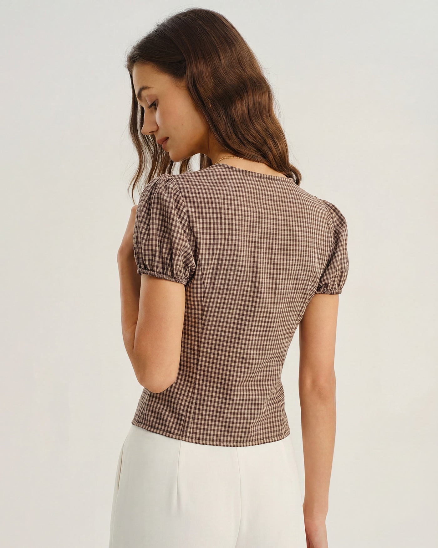 Plaid Blouse with Puffed Sleeves and V-Neck in Brown