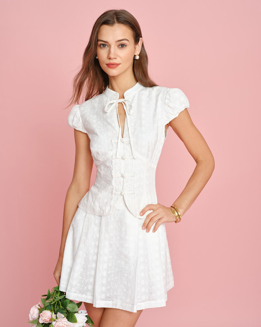 Embroidered White Blouse with Mandarin Collar