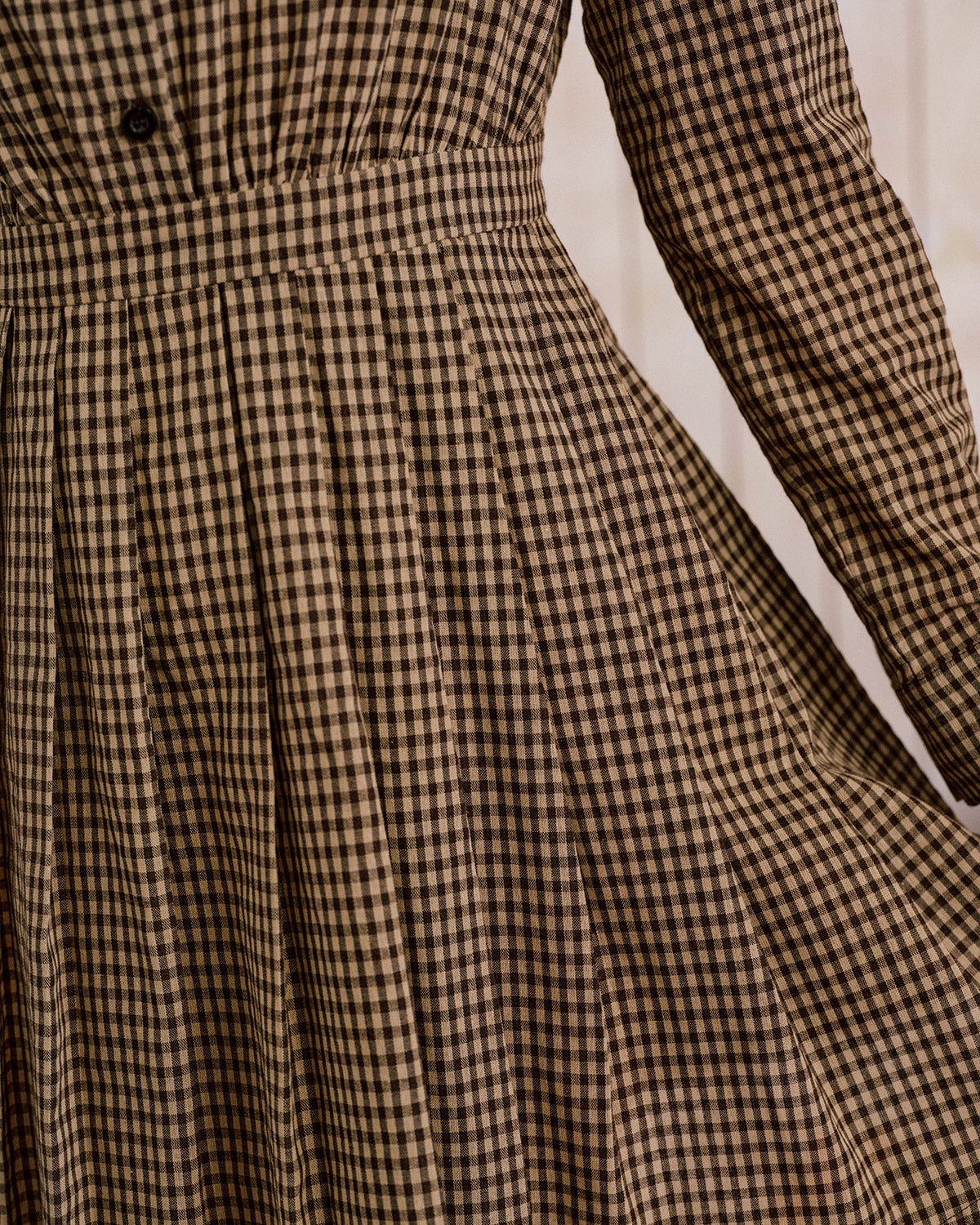 Plaid Mini Dress with Pleated Design in Brown