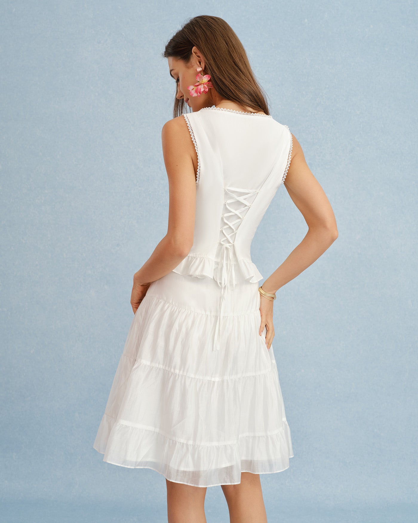 White U-Neck Lace-Embroidered Tank Top