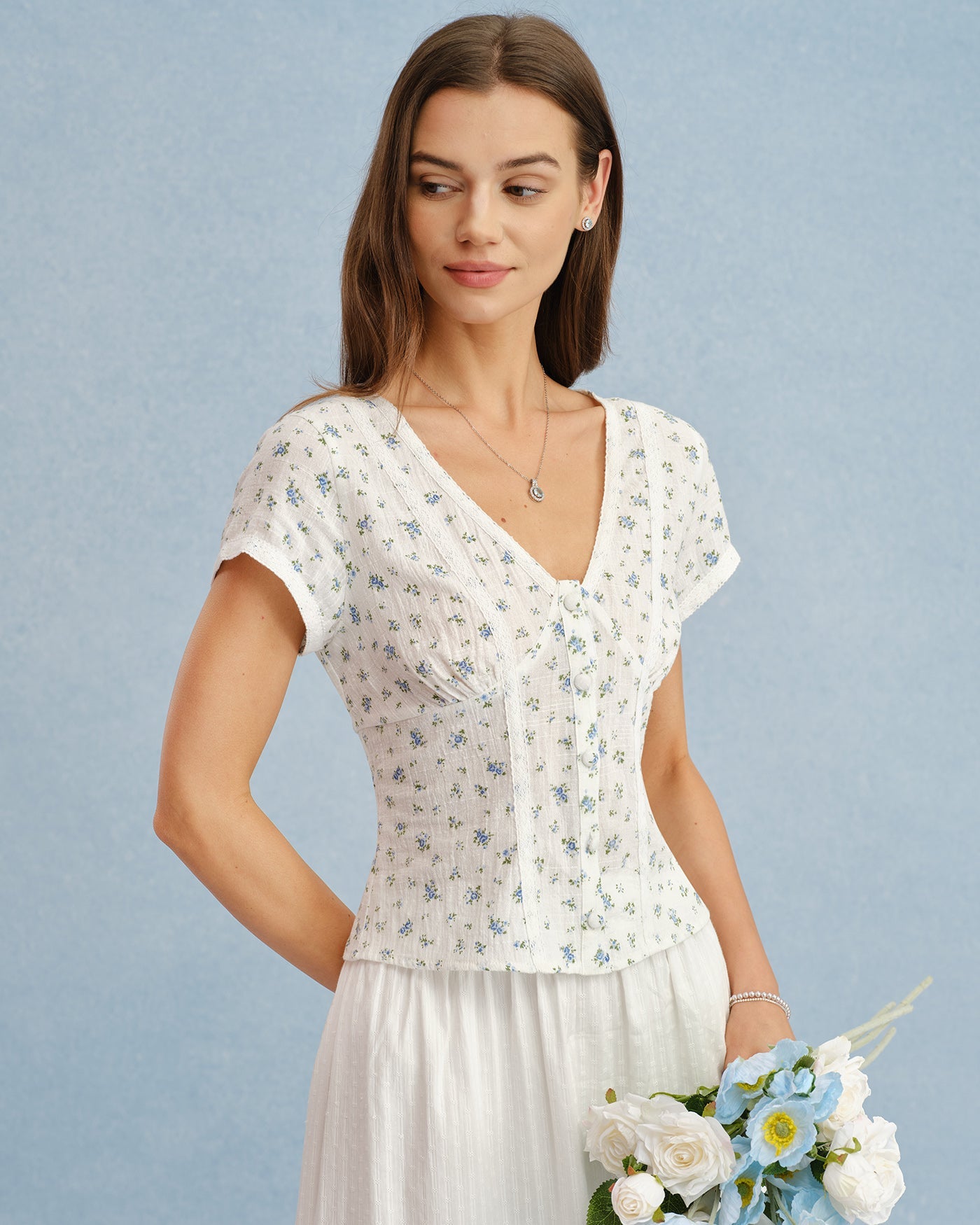 Floral Spliced White V-Neck T-Shirt