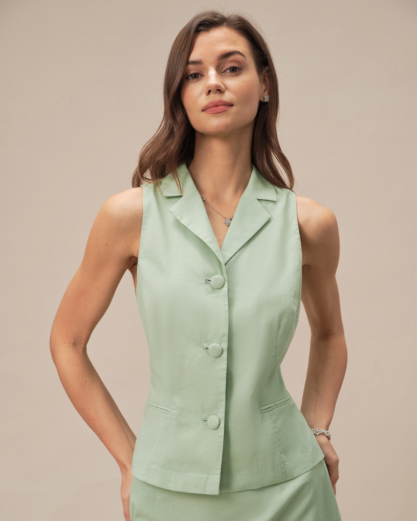 Single Breasted Green Collar Vest