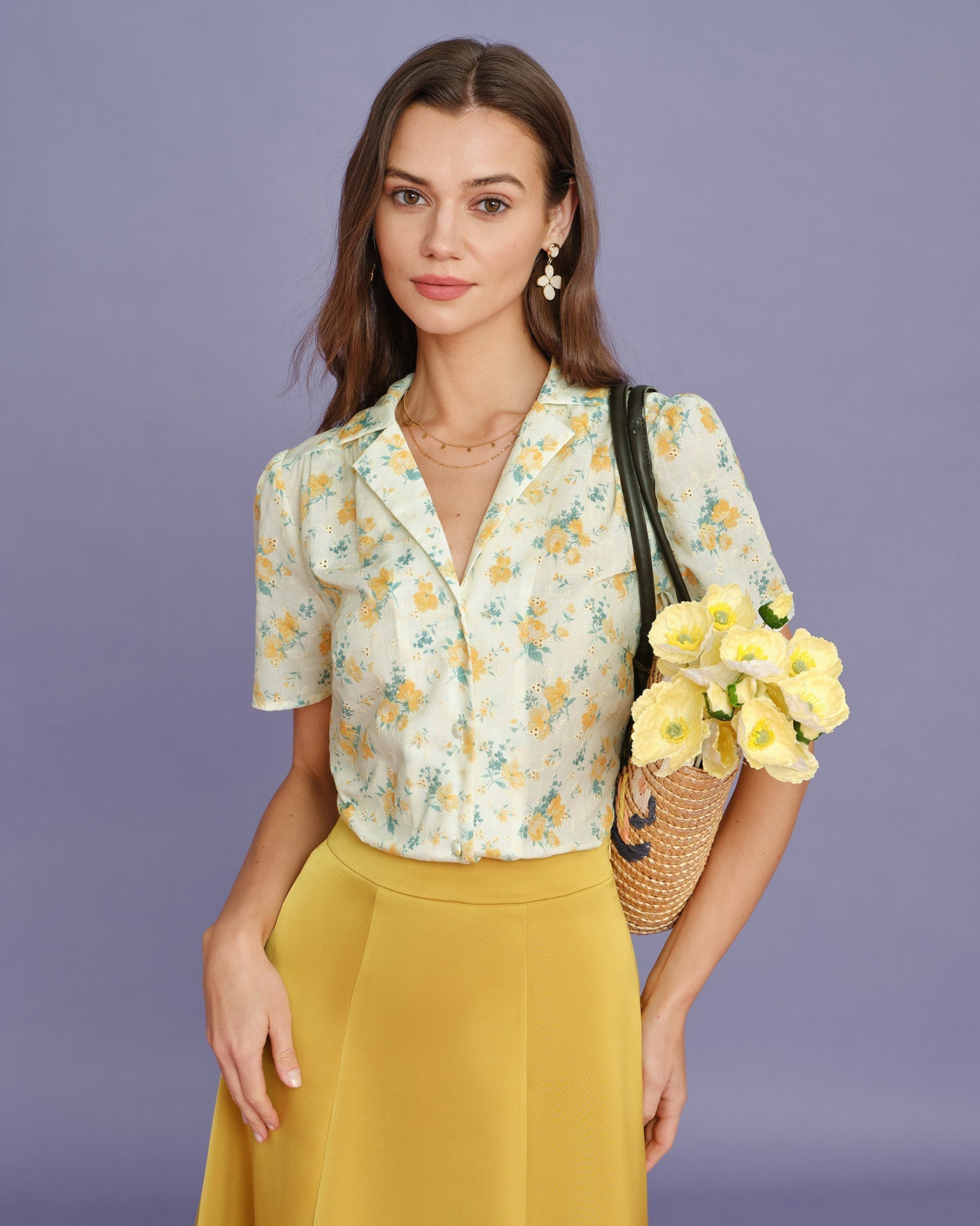 Floral Blouse with Puffed Sleeves and Yellow Collar