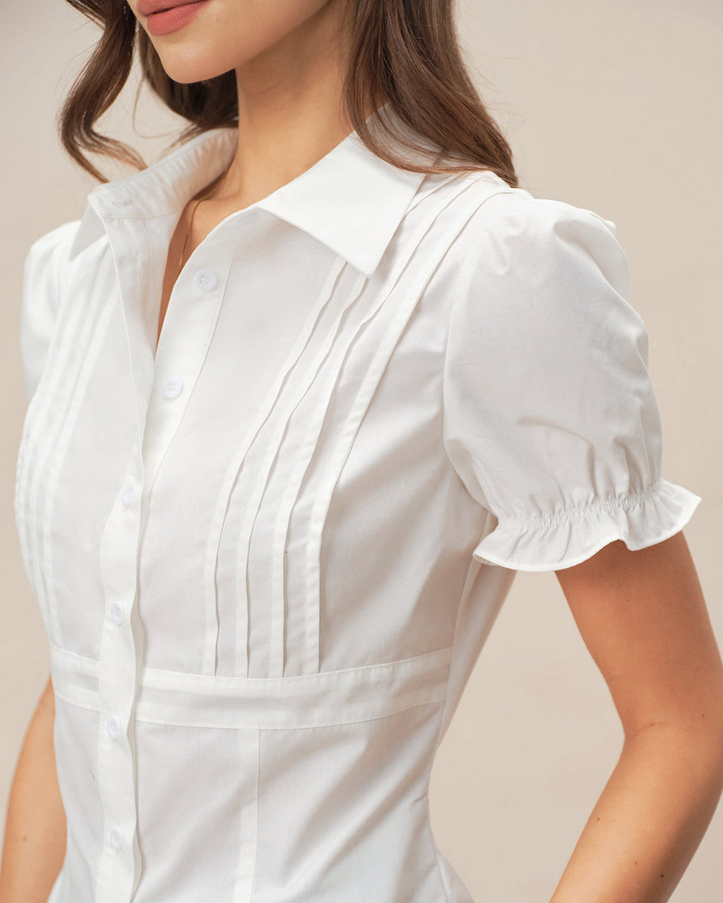 White Blouse with Puffed Sleeves and Collar