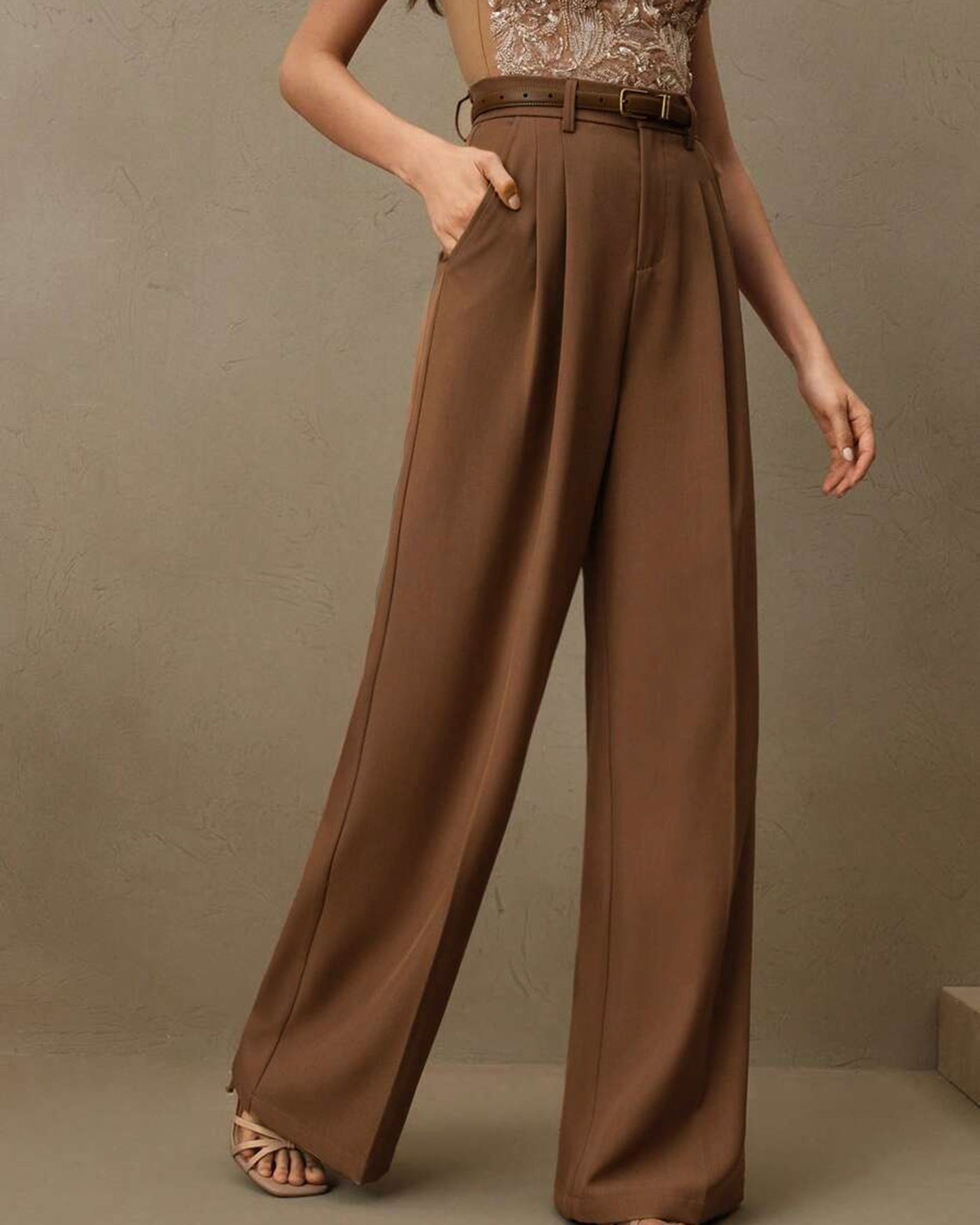 Natural Waist Straight-Leg Pants in Caramel