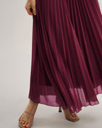 Flowy Maxi Dress with Sweetheart Neckline in Wine Red