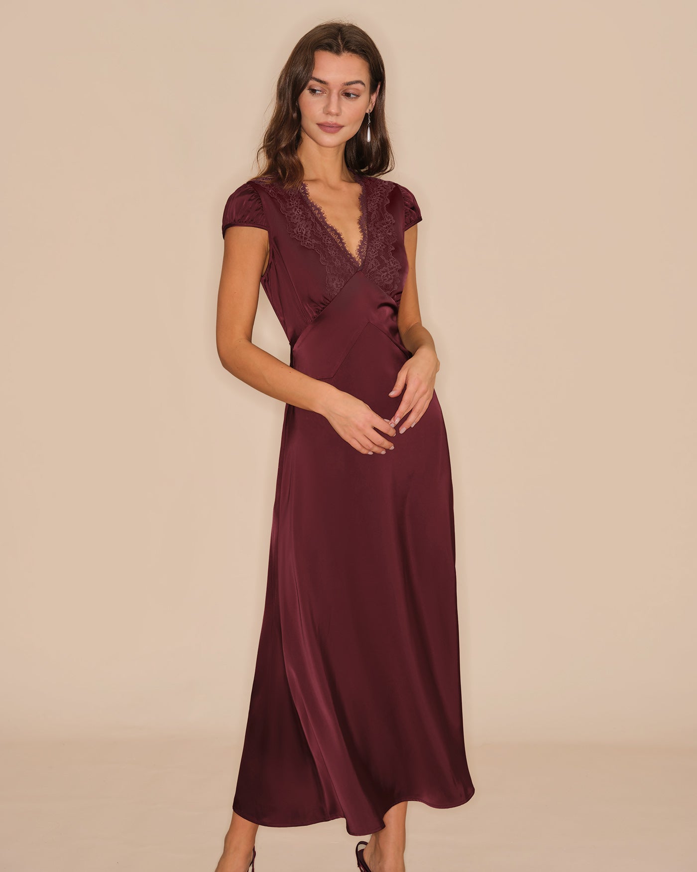 V-Neck Lace Maxi Dress in Wine Red