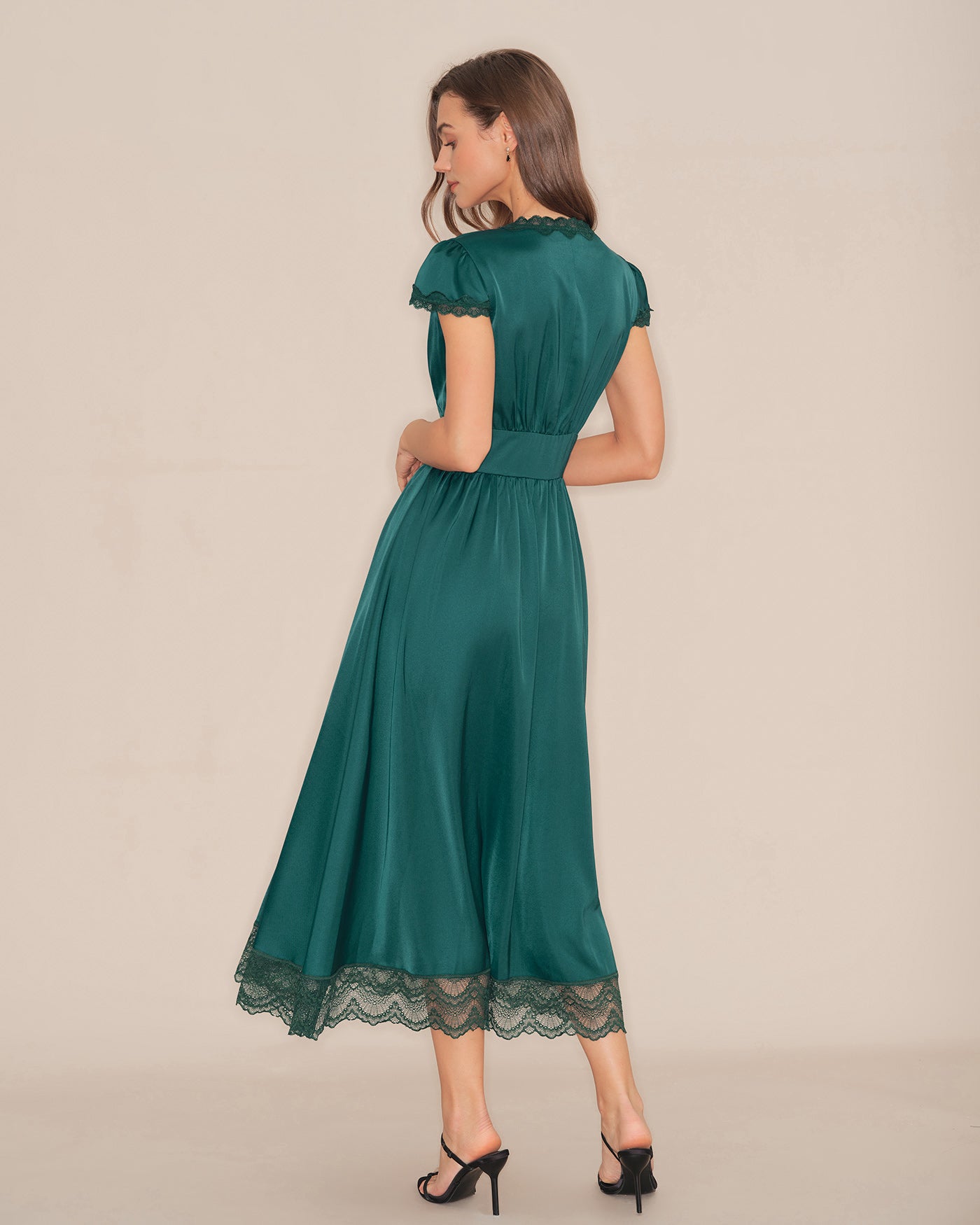 Emerald V-Neck Lace Maxi Dress