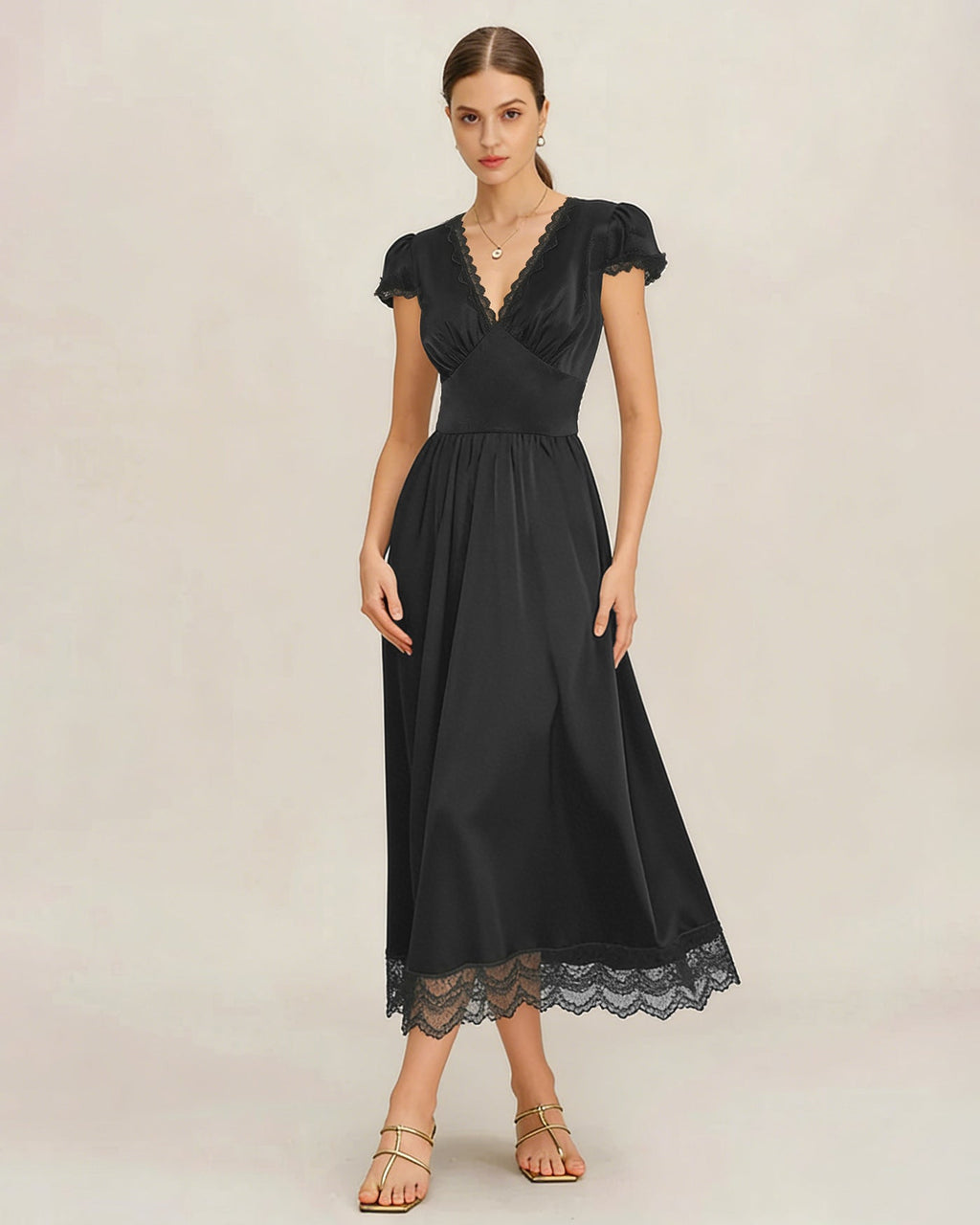 Maxi Dress with Black V-Neck and Lace Puffed Sleeves