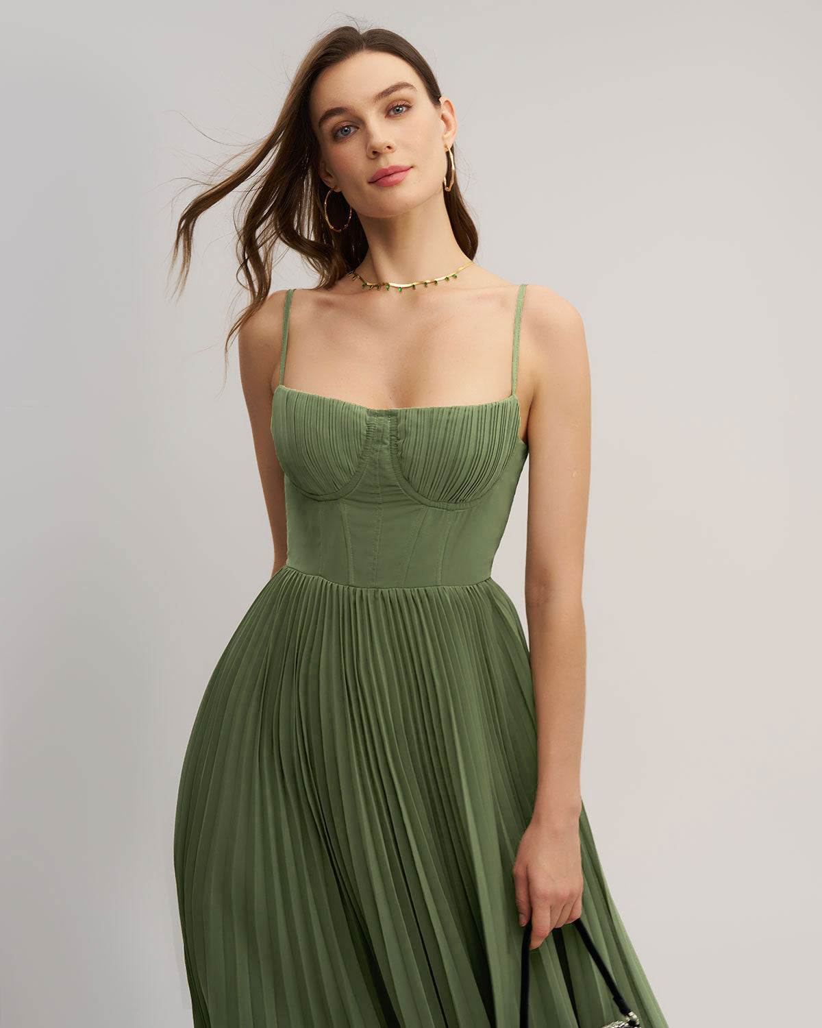 Flowy Maxi Dress with Sweetheart Neckline in Green
