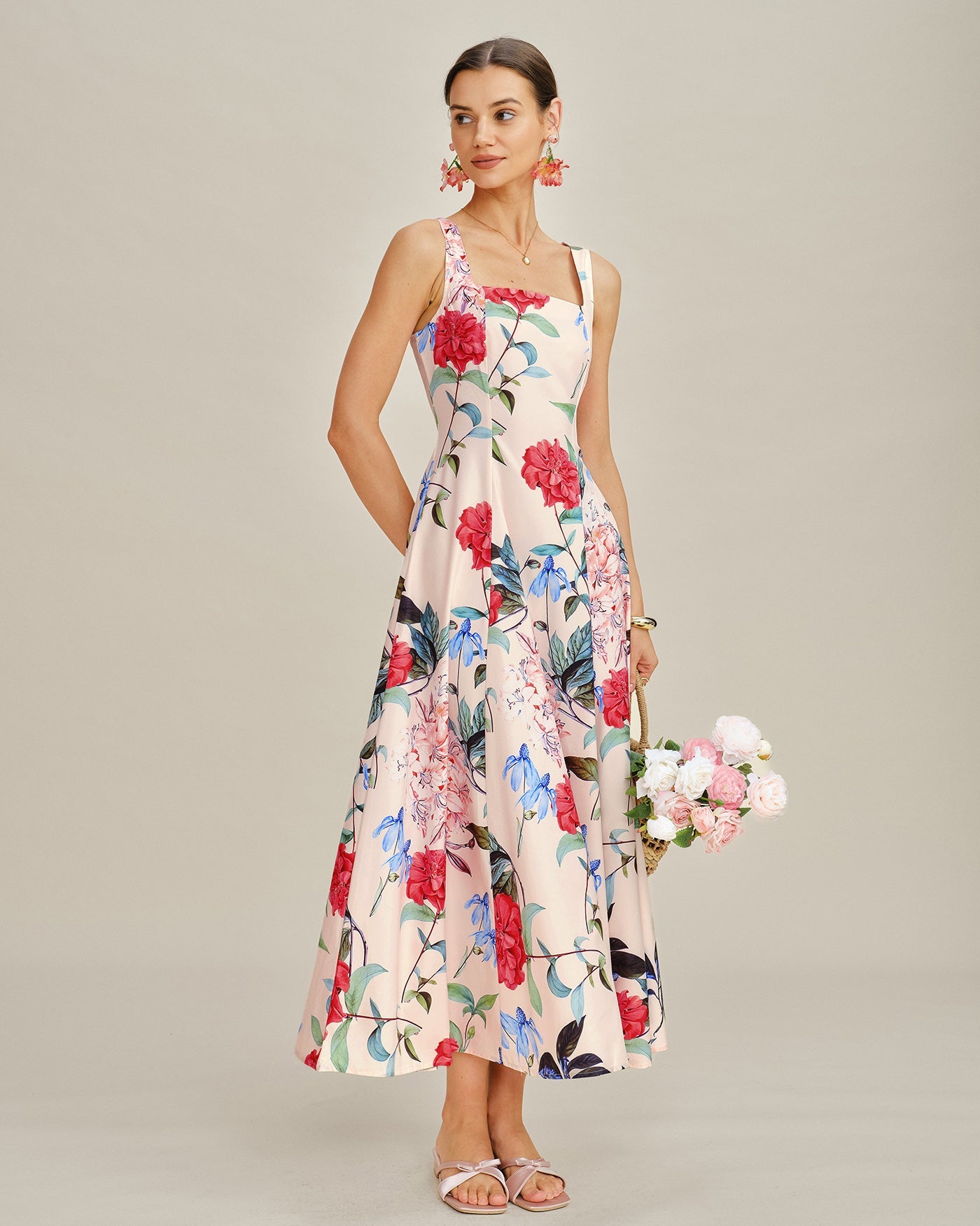 Sleeveless Maxi Dress with Floral A-Line Design