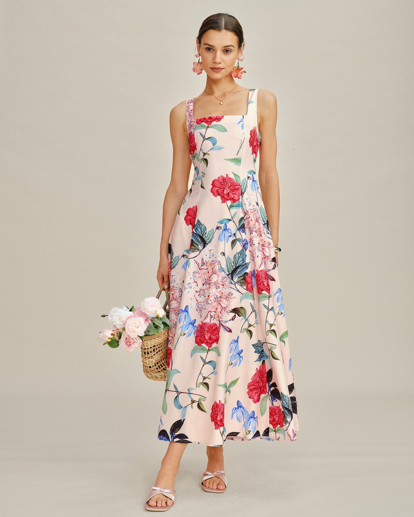 Sleeveless Maxi Dress with Floral A-Line Design