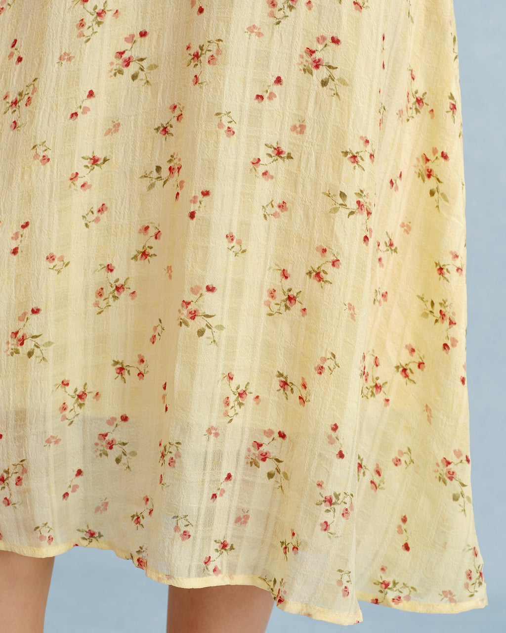 Floral Midi Dress with V-Neck in Yellow