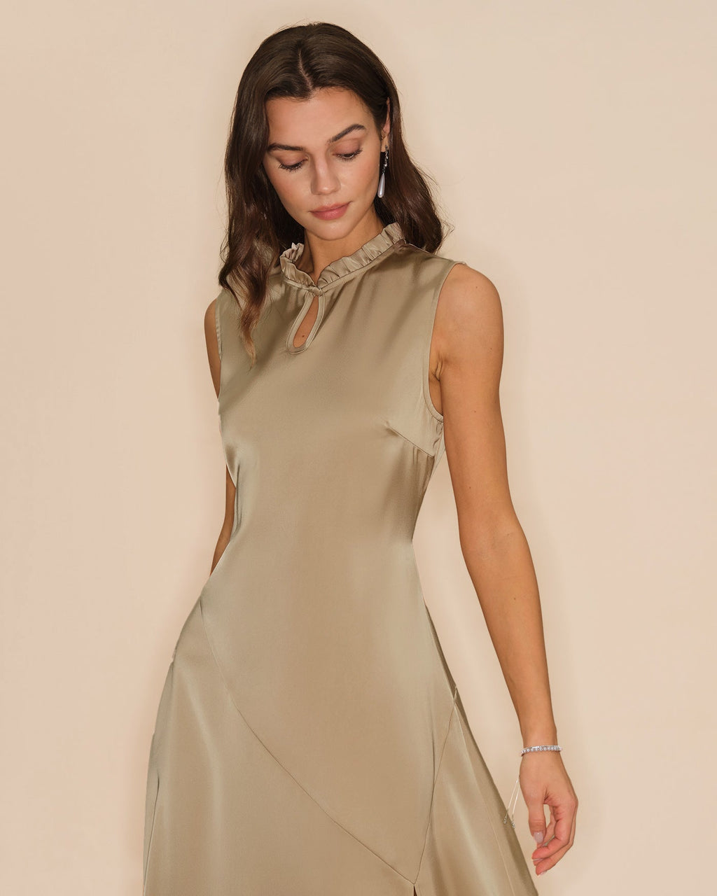 Ruffled Midi Dress in Apricot