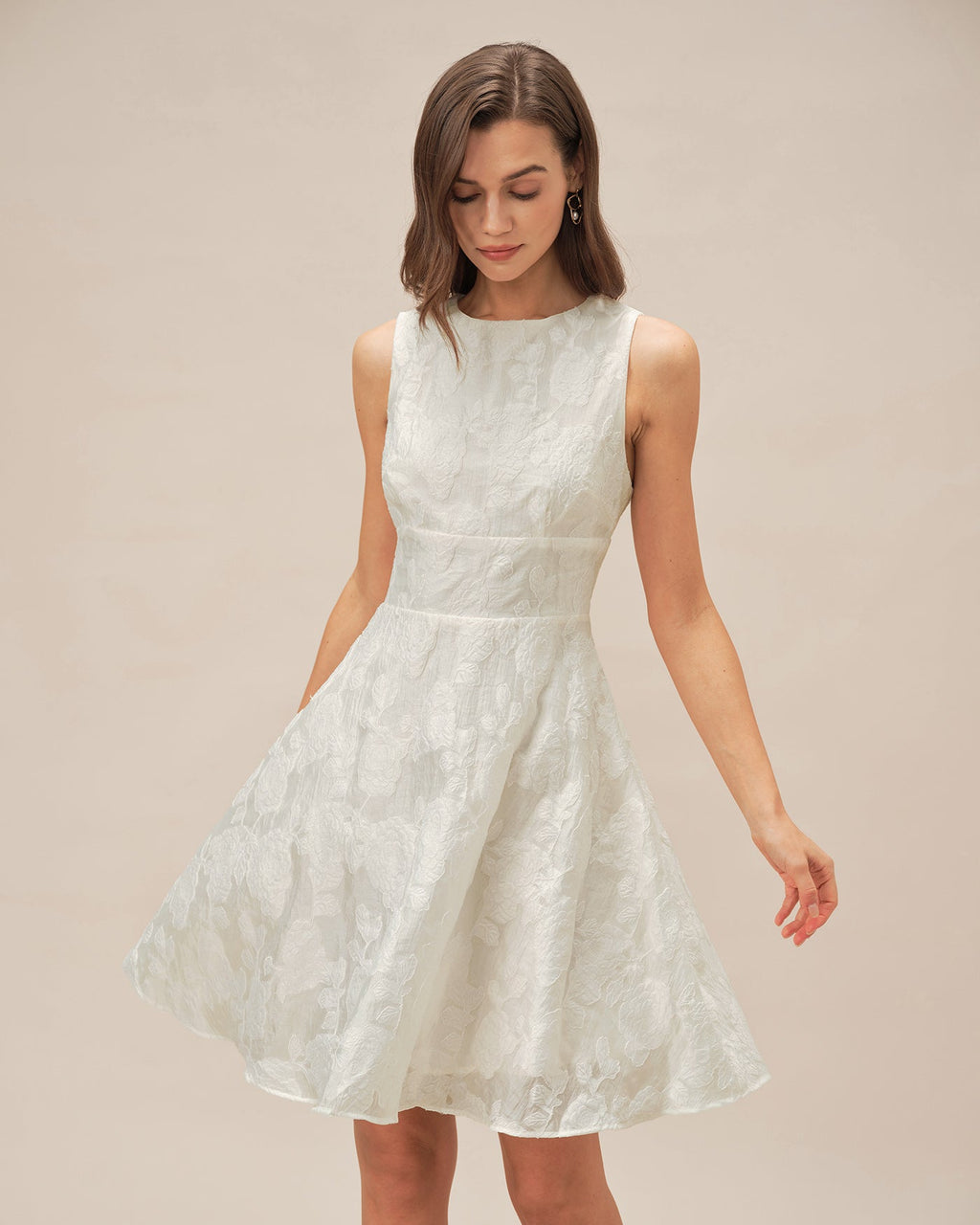 White Jacquard Mini Dress with Round Neck